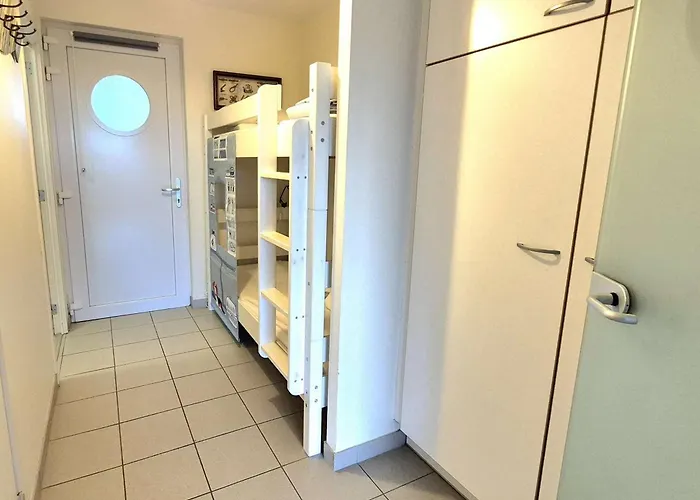 Apartment Au Rez-de-chaussee Avec Terrasse Degagee - Fr-1-675-56