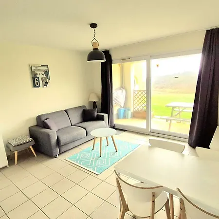 Au Rez-de-chaussee Avec Terrasse Degagee - Fr-1-675-56 Wimereux